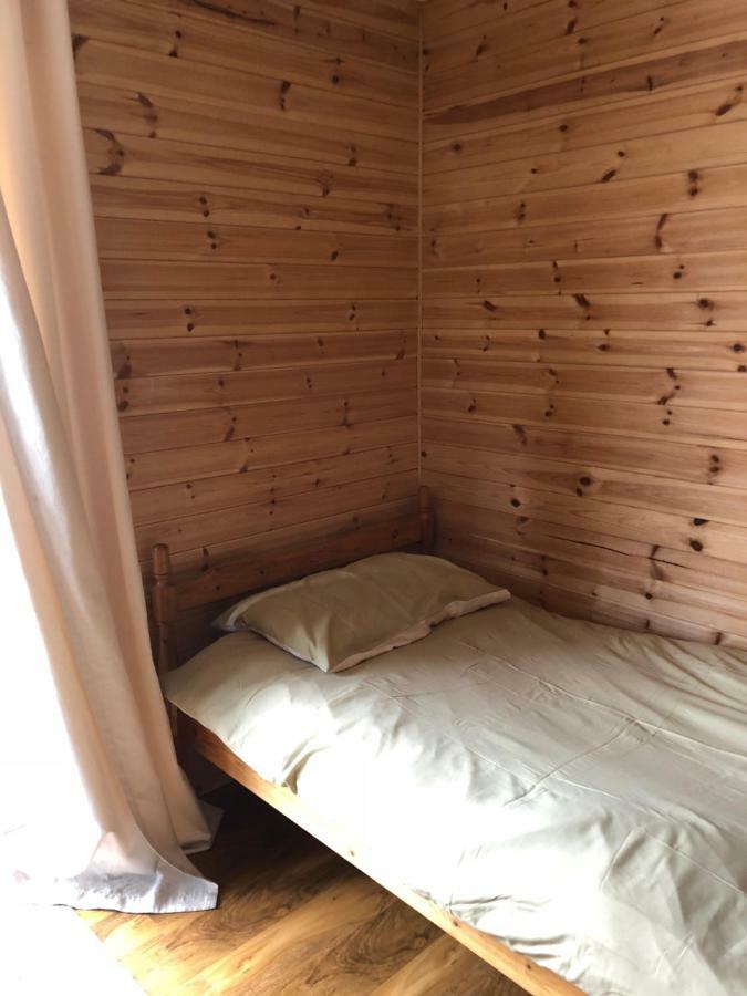 1 Lochness Rooms&Hostel Друмнадрочит Экстерьер фото